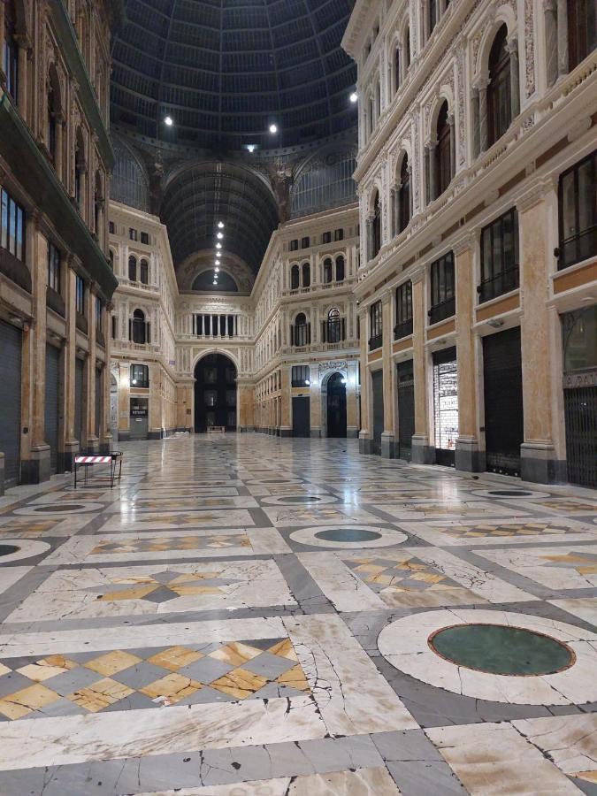 Апартаменты Masaniello'S House Неаполь Экстерьер фото
