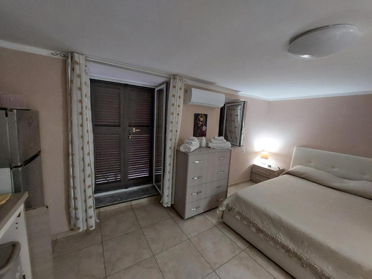 Апартаменты Masaniello'S House Неаполь Экстерьер фото